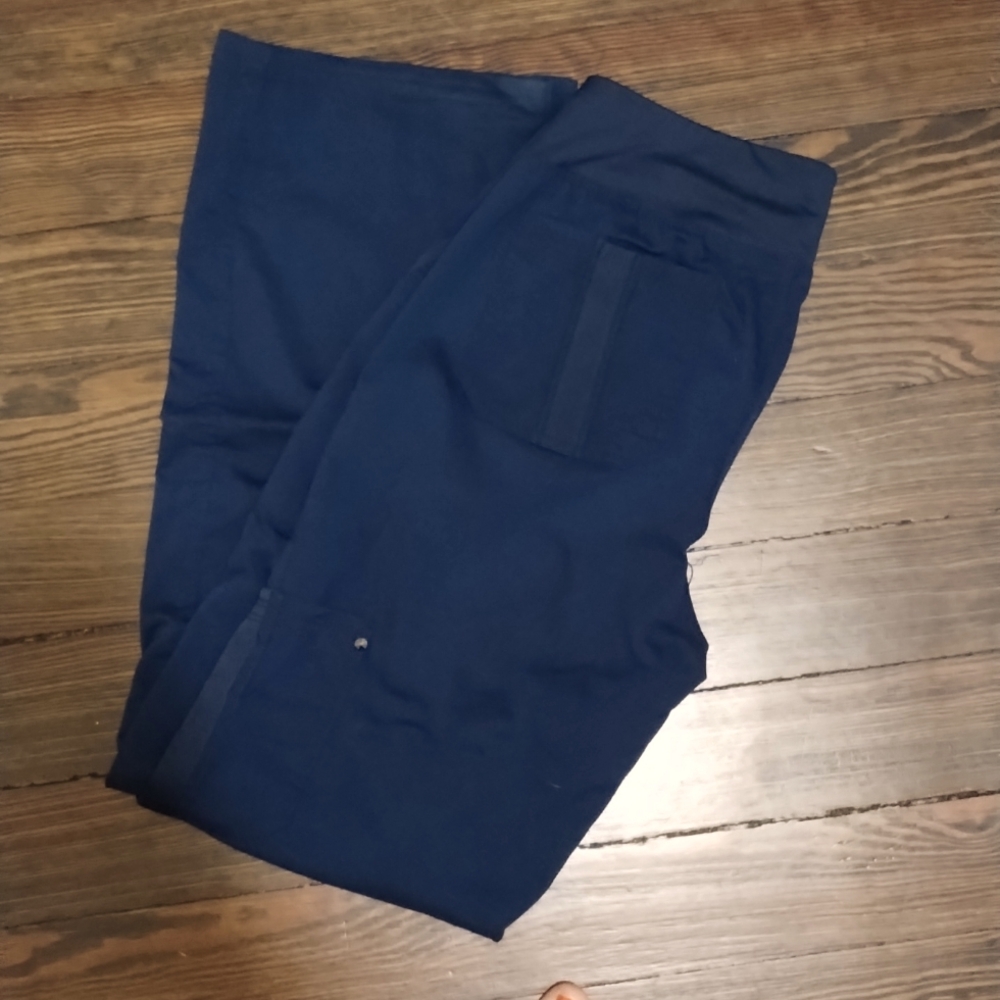 Killing hands yoga small scrub pants